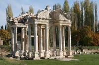 J8 Hierapolis-Pamukkale-Aphrodisias-Kusadasi